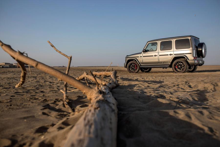  Mercedes-AMG G63 Edition #1 (W463) 2018 года  (WW) (фото 32 из 40)